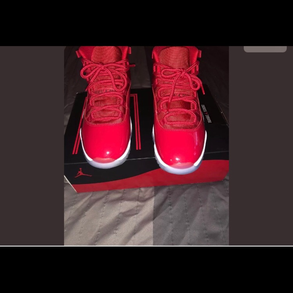 Jordan retro 11s questions text me @(412) 684-2498